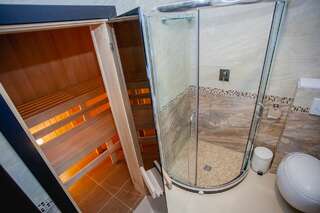 Отель Alex Aqua Санкт-Петербург Люкс с сауной-9